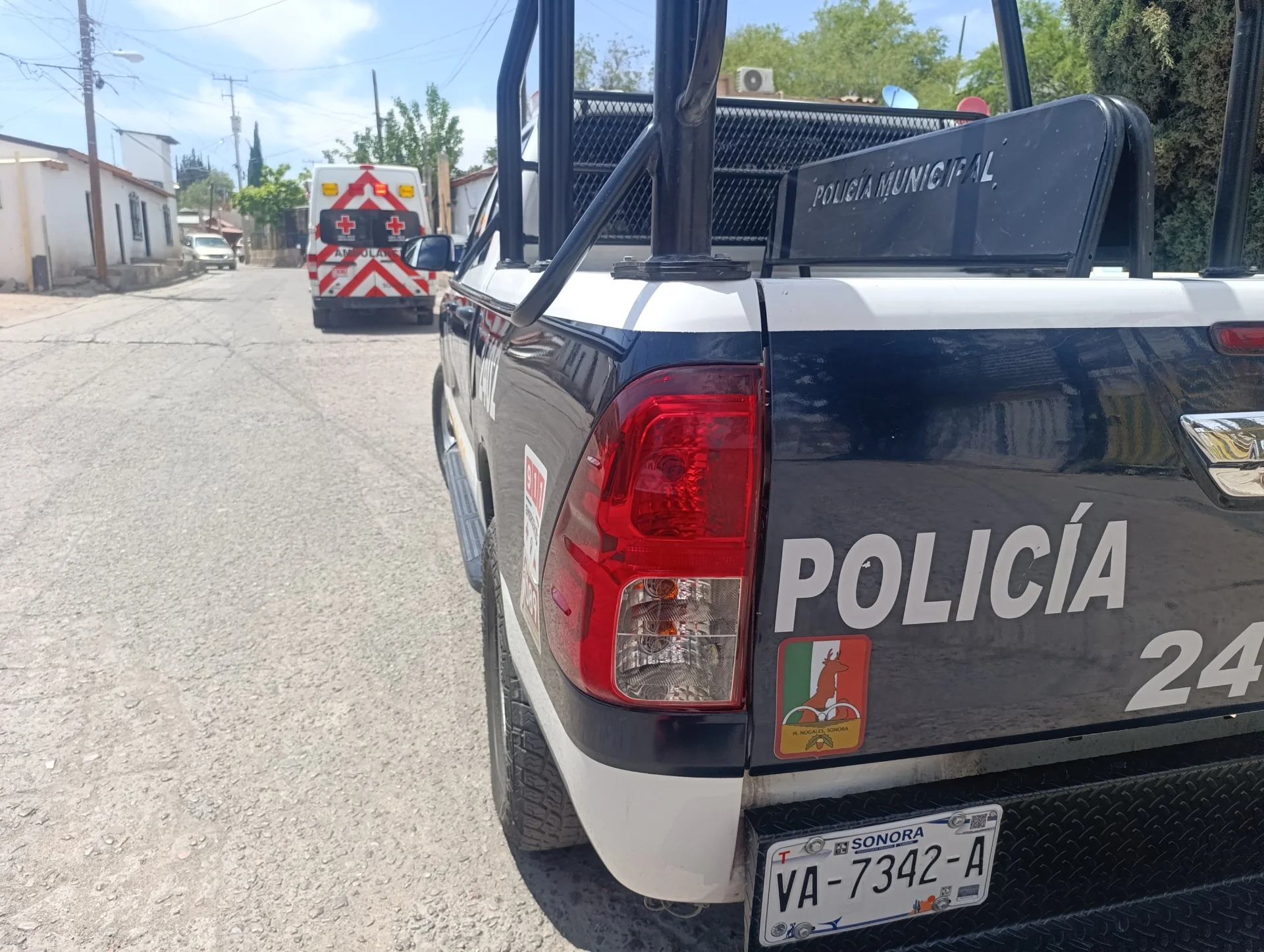 Señalan a sujeto por ingresar a vivienda y provocar daños en Nogales