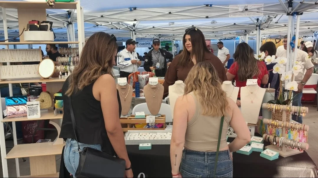 Promueven emprendimiento y comunidad en “Market Day” del consulado en Nogales