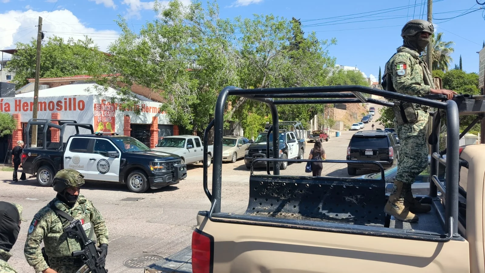 Comando armado levanta a conductor en calles de Nogales