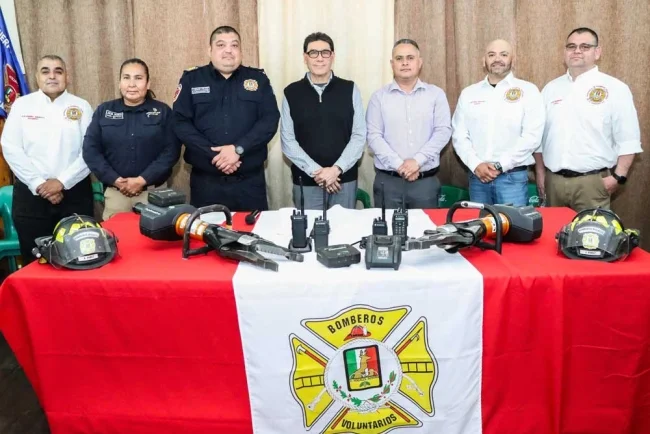 Refuerzan capacidad de respuesta de Bomberos con equipo moderno
