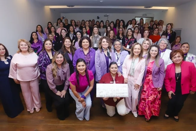 Mujeres sonorenses plantean propuestas legislativas en parlamento estatal