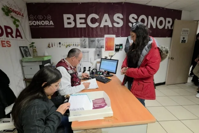 Ajustan calendario de becas para universitarios en Sonora