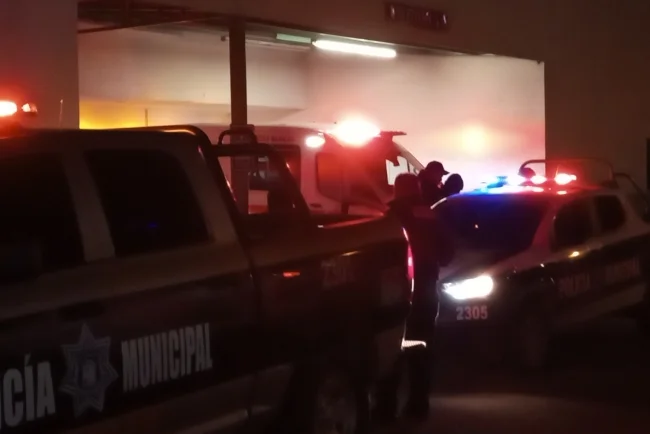 Dos hombres resultan lesionados en agresiones separadas en Nogales