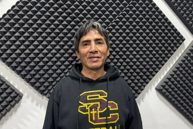 Entre la espera y la esperanza: migrante lucha por reencontrarse con su hijo