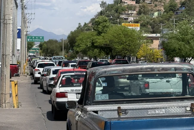 Nogales, entre los cruces más lentos de la frontera Sonora-Arizona