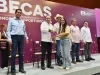 Impulsan educación y tecnología con becas universales en Sonora