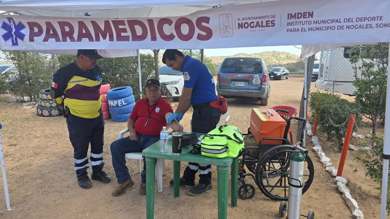 Más de cuatro décadas salvando vidas: paramédico llama a la prevención y formación ciudadana