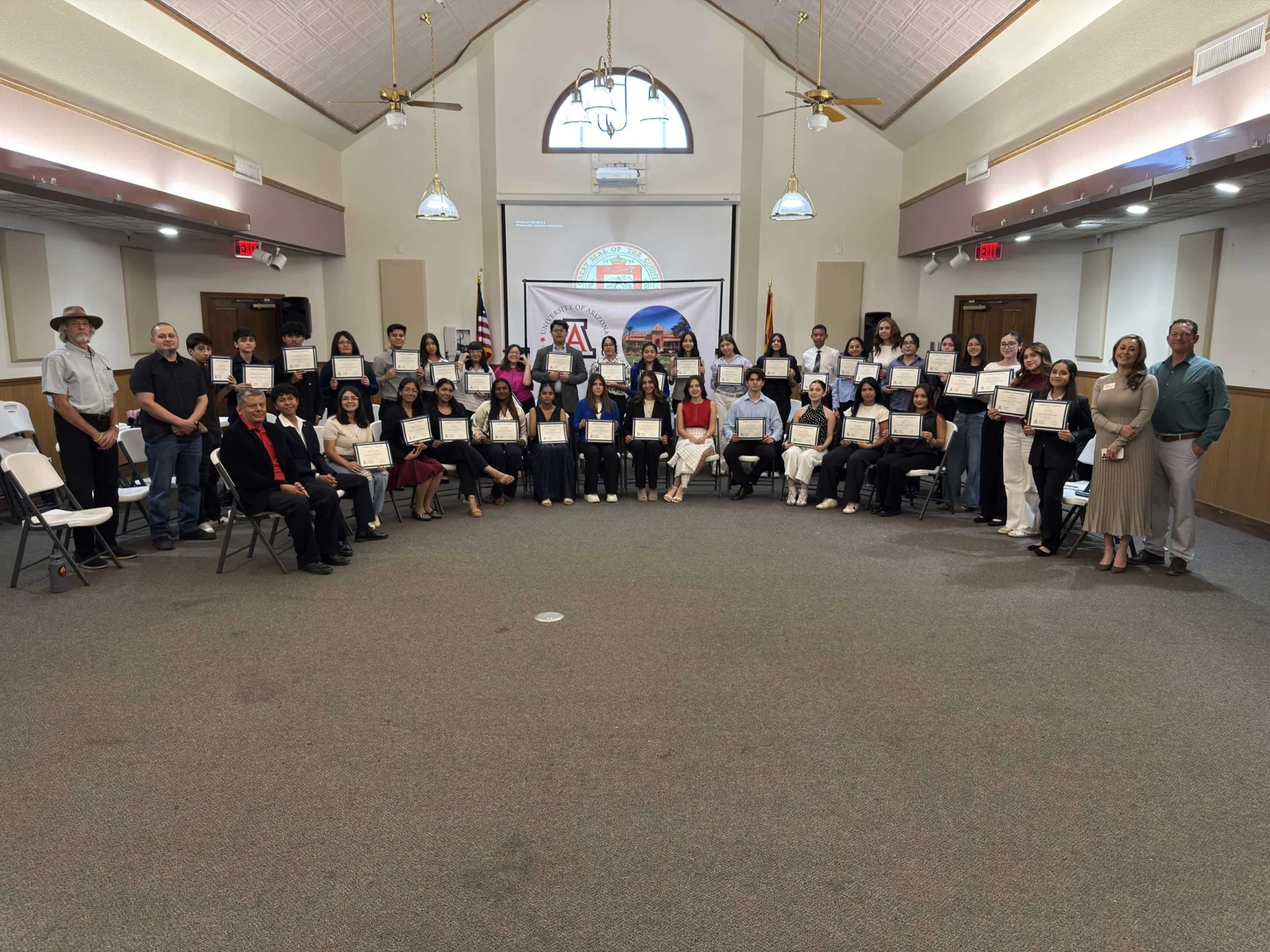 Forman líderes juveniles con visión social en programa binacional