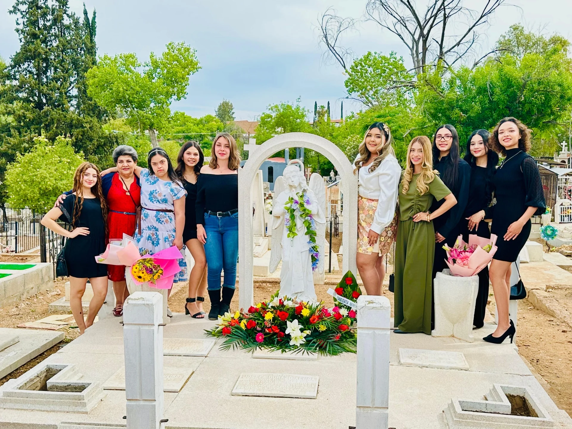 Honran memoria de la Reina Mártir en Fiestas de las Flores