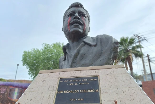 Indigna vandalismo en busto de Luis Donaldo Colosio Murrieta