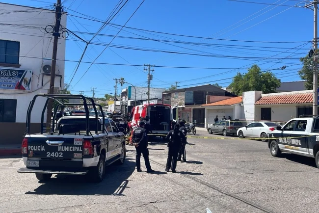 Permanece internado agresor baleado tras persecución en Nogales