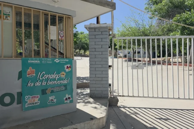 Investigan intoxicación de alumna por comestible con cannabis en Conalep