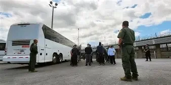 Cateos en Phoenix dejan 33 migrantes localizados y cinco detenidos
