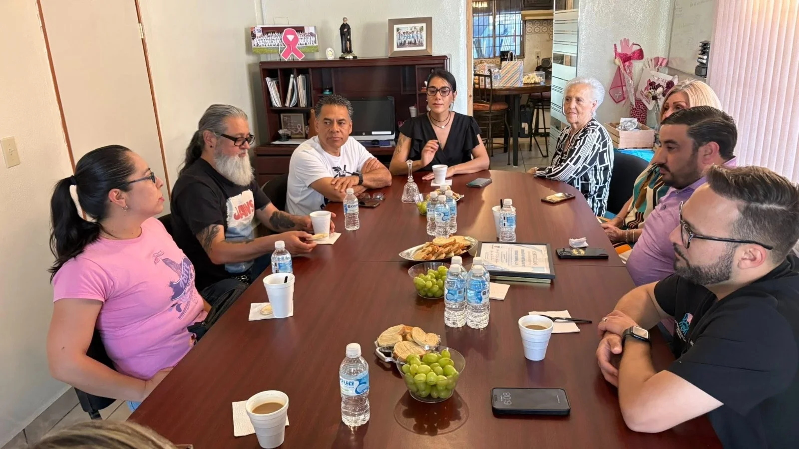 Unen esfuerzos para la 3ra Carrera Rosa en favor de pacientes con cáncer