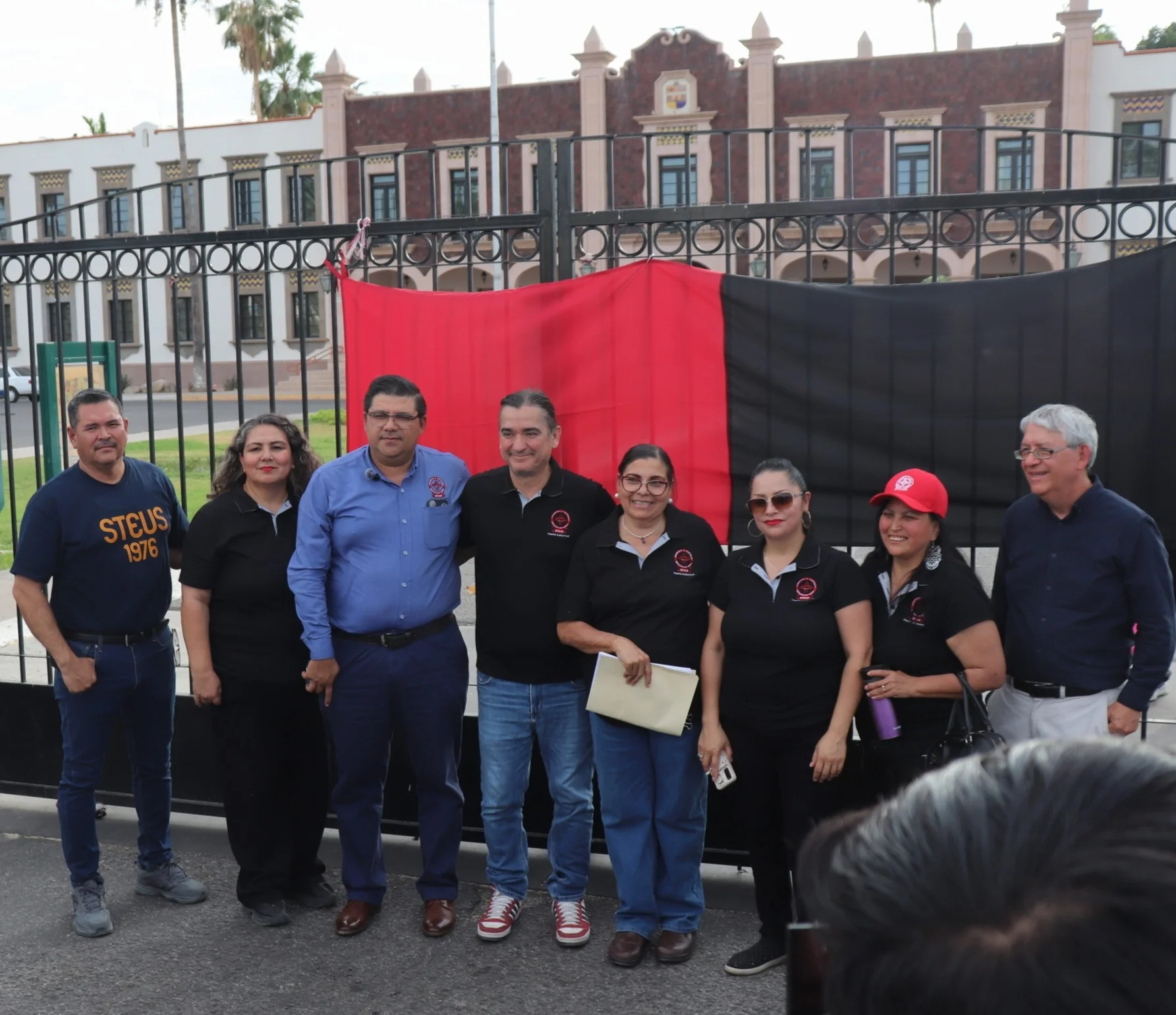 Persisten posturas entre Unison y STAUS; plantean encuentro para resolver paro universitario