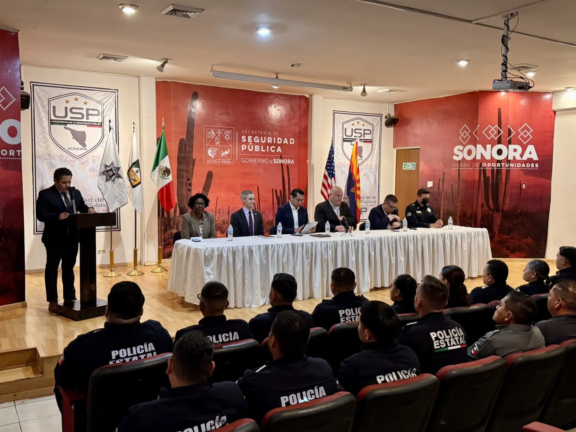 Oficiales sonorenses concluyen entrenamiento táctico impartido por autoridades de Estados Unidos