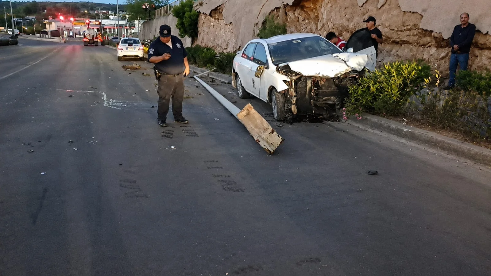 Madrugada y mañana de accidentes para taxistas en Nogales