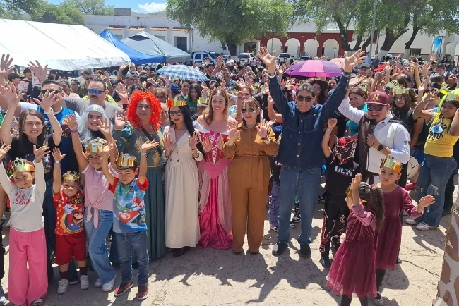 Gran Fiesta Infantil reúne a más de mil 500 niños en Nogales