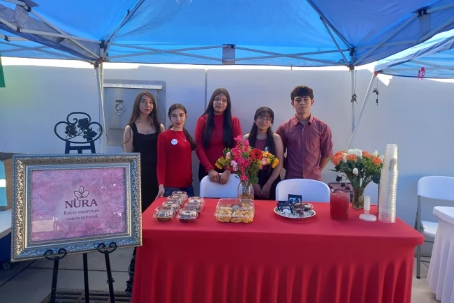 De las aulas al mercado: jóvenes nogalenses apuestan por dulces naturales con identidad sonorense