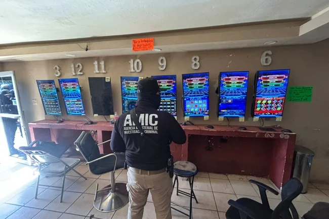 Catean local en Nogales y decomisan pantallas ligadas a juegos de azar