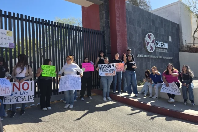 Protestan estudiantes de la UPN por presuntos abusos y falta de empatía académica