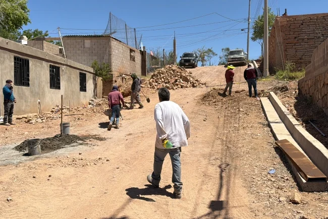 Inician obra vial para mejorar conexión entre Rosarito y Pueblo Nuevo en Nogales