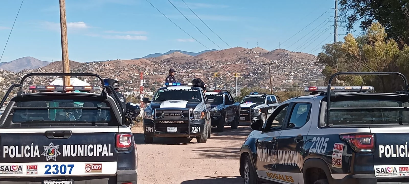 Choque en Los Virreyes moviliza a corporaciones; conductor armado termina ante la FGR