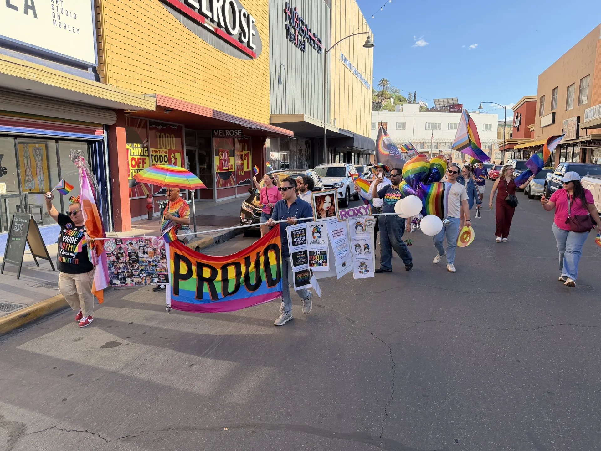 Comunidad LGBT+ fortalece lazos binacionales con marcha del Orgullo en Nogales, Arizona