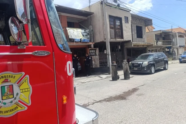 Moviliza explosión por fuga de gas a cuerpos de emergencia en Nogales