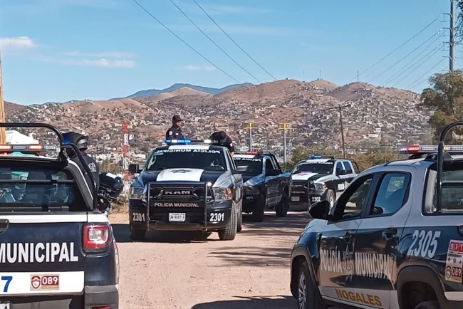 Choque en Los Virreyes moviliza a corporaciones; conductor armado termina ante la FGR