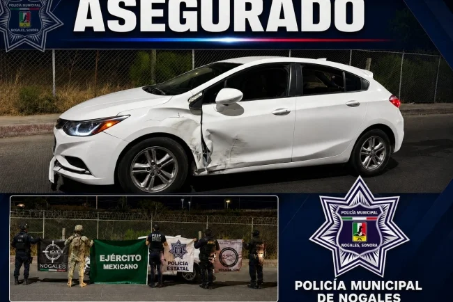 Aseguran armas de uso exclusivo del Ejército tras percance vehicular en Nogales