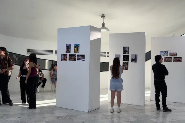 Impulsan expresión artística juvenil con taller de fotografía