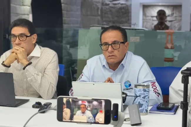 Juan Gim y Oomapas aclaran que el agua turbia no representa riesgo para la salud en Nogales