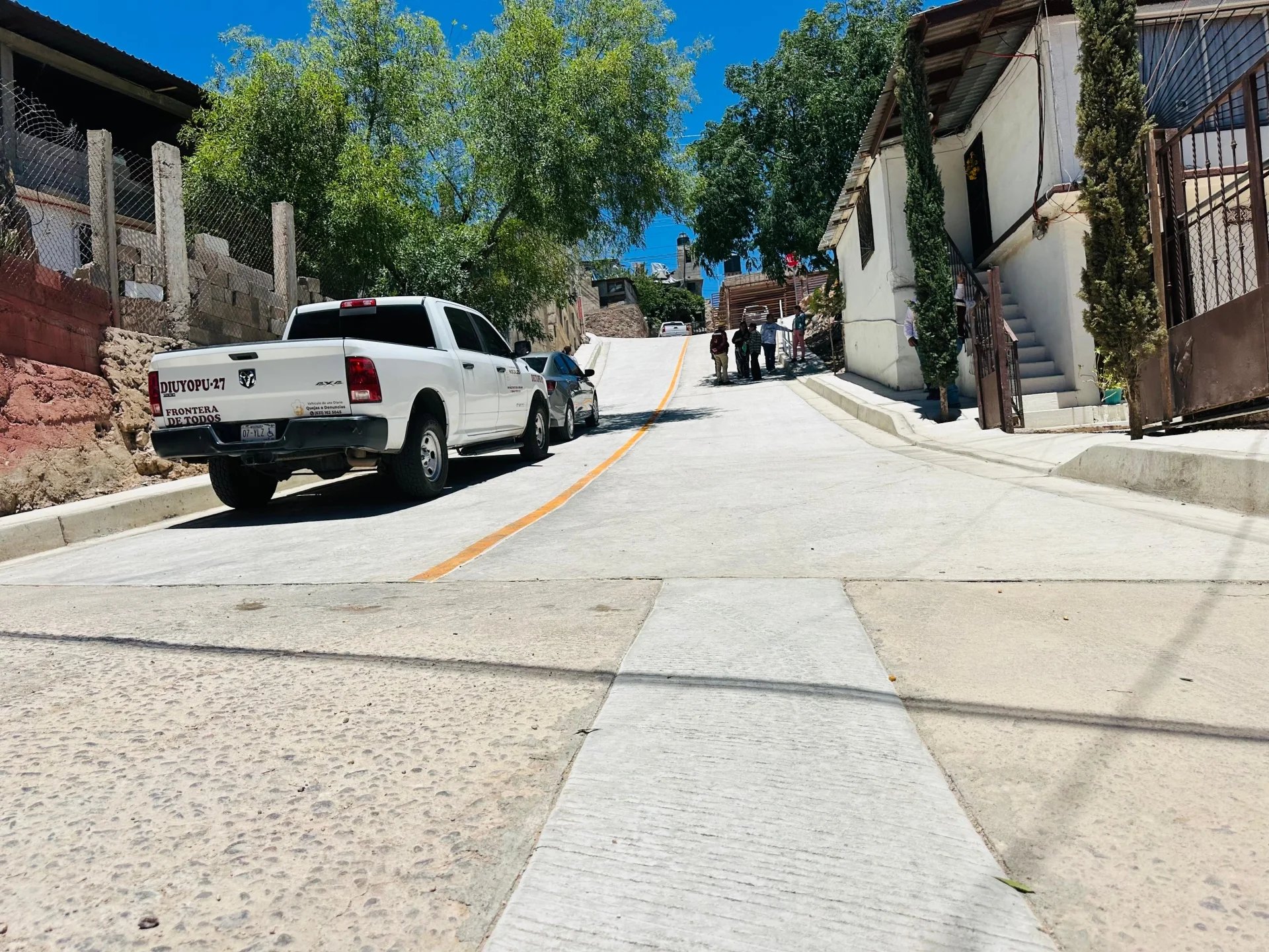 Obra integral mejora movilidad y servicios en la colonia Los Tápiros