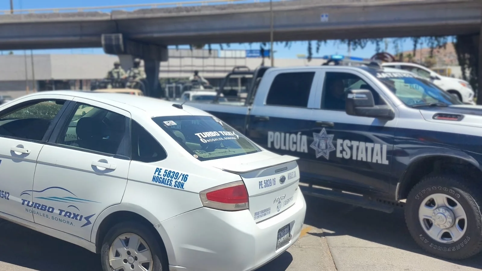 Operativo contra transporte irregular deja decenas de vehículos asegurados en Nogales