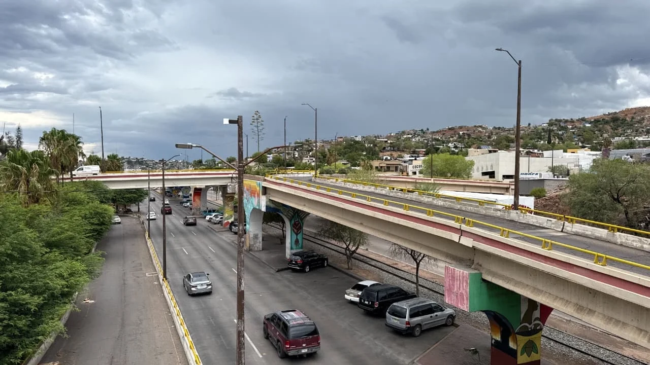 Anuncian rehabilitación del distribuidor vial y puente peatonal Ana Gabriela Guevara