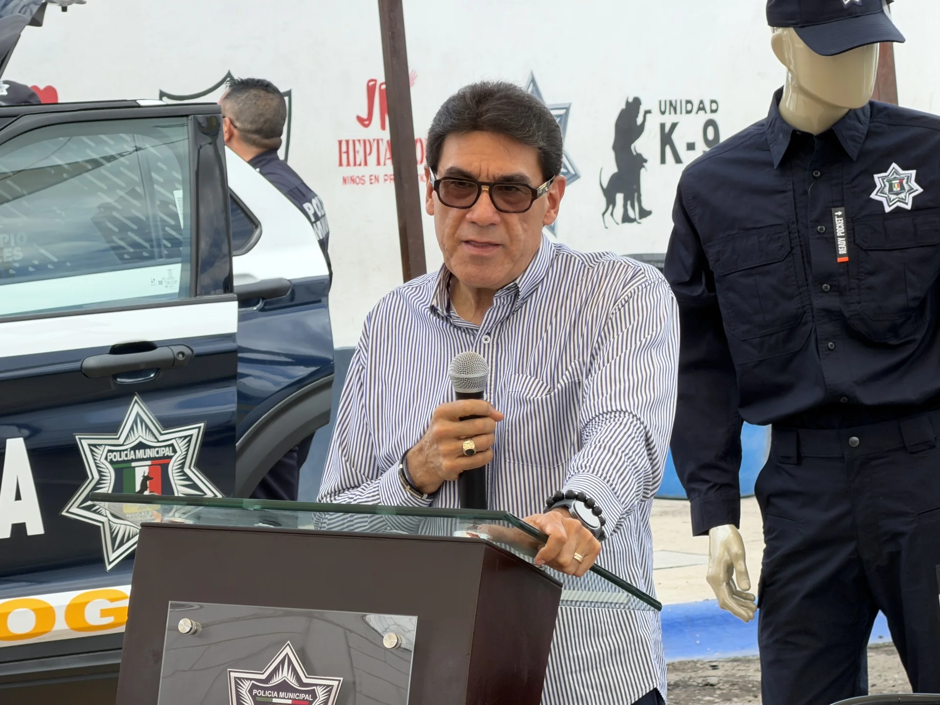 Entregan nuevas patrullas y equipo táctico a la Policía Municipal de Nogales