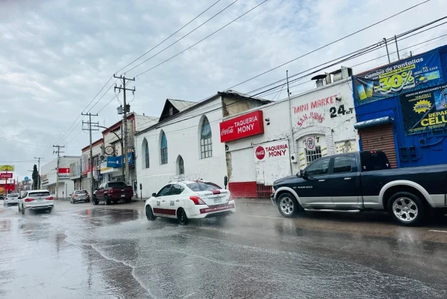 Alertan sobre posibles encharcamientos y crecientes en calles de Nogales