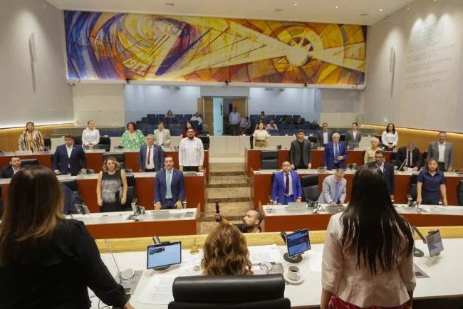 Suspenden temporalmente mandato de regidora del Ayuntamiento de Nogales