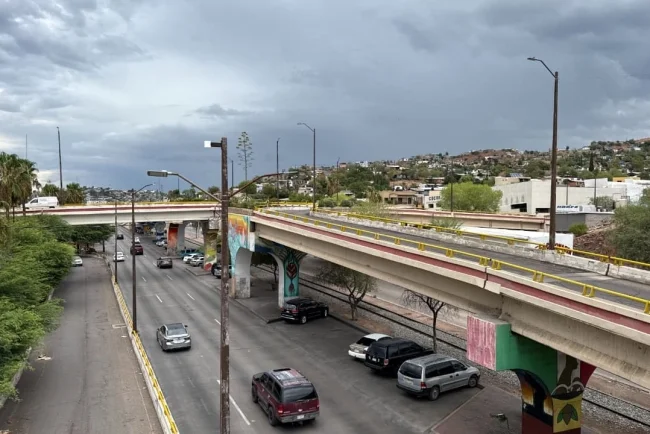 Anuncian rehabilitación del distribuidor vial y puente peatonal Ana Gabriela Guevara