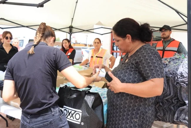 Llevan atención médica y medicamentos a afectados por la tormenta en Nogales