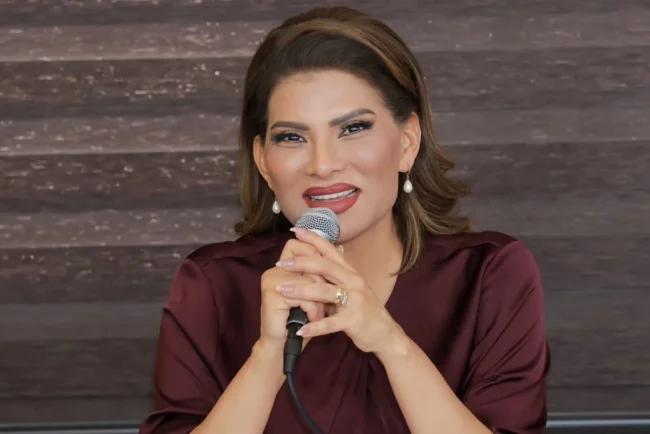 Respalda Lorenia Valles debate nacional sobre uso de redes sociales en menores