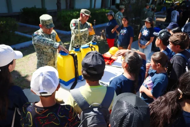 Campamento Heptatlón fortalece vínculo de jóvenes con visita a la 45 Zona Militar