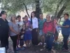 Angélica Burgos lleva programas de apoyo de Mujeres al 100 a familias de La Mesa