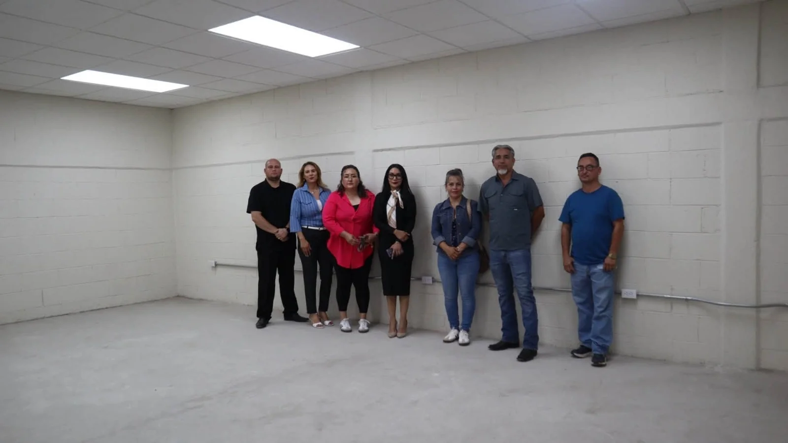Entrega Preparatoria Municipal nueva aula para fortalecer plantel La Mesa