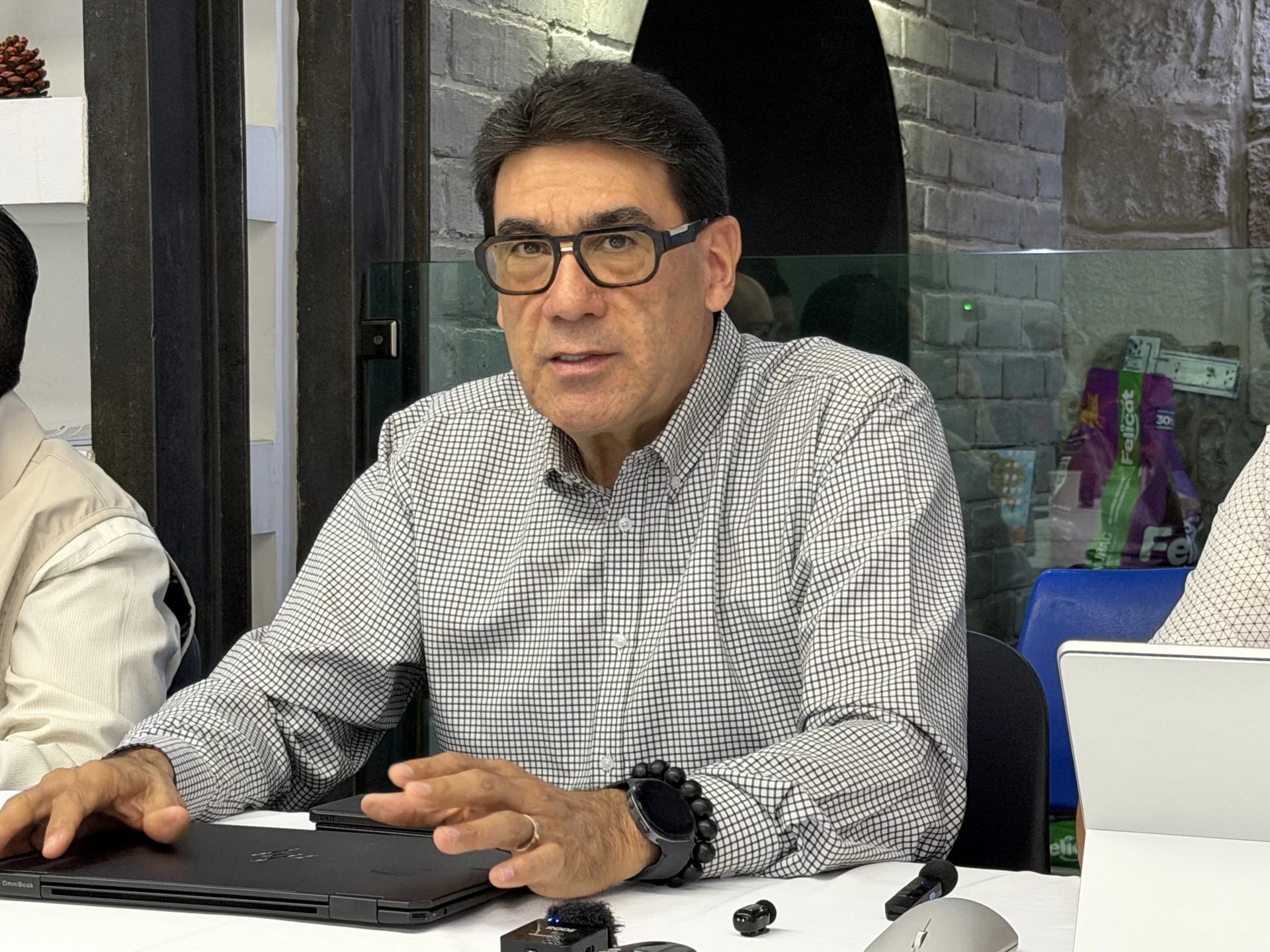 Buscan Nogales y Santa Cruz, Arizona, recursos para obras de agua e infraestructura