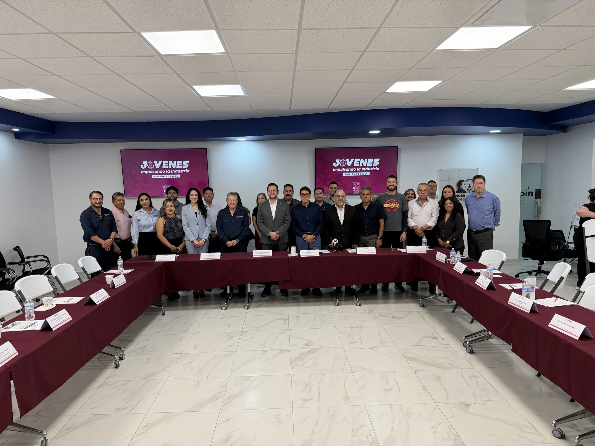 Ofrecen 50 mil pesos a universitarios por proyectos para la industria nogalense