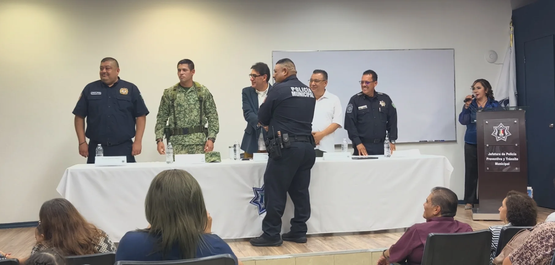 Jesús Félix Camacho, Policía del Mes de julio por acto heroico en Nogales