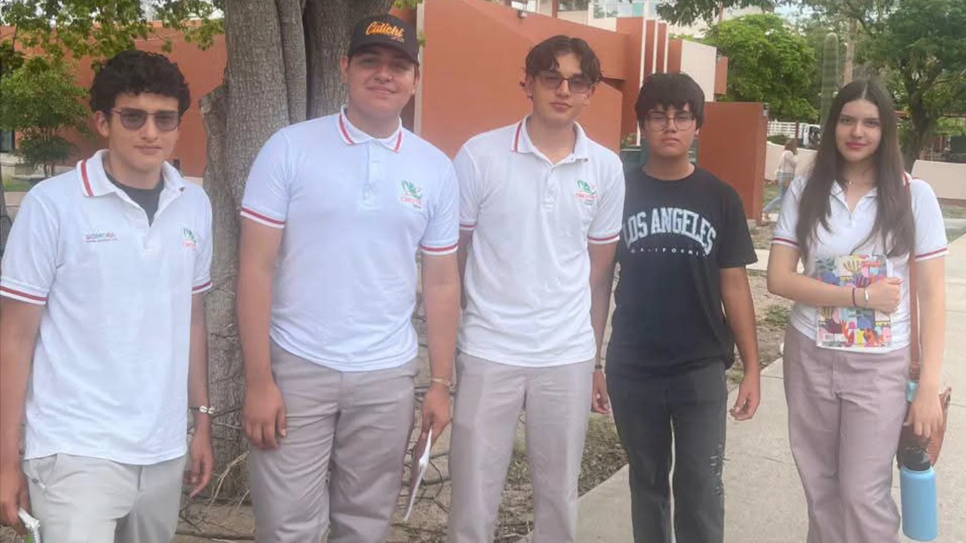 Destacan cinco estudiantes del CECyTES Nogales I en Olimpiada de Química