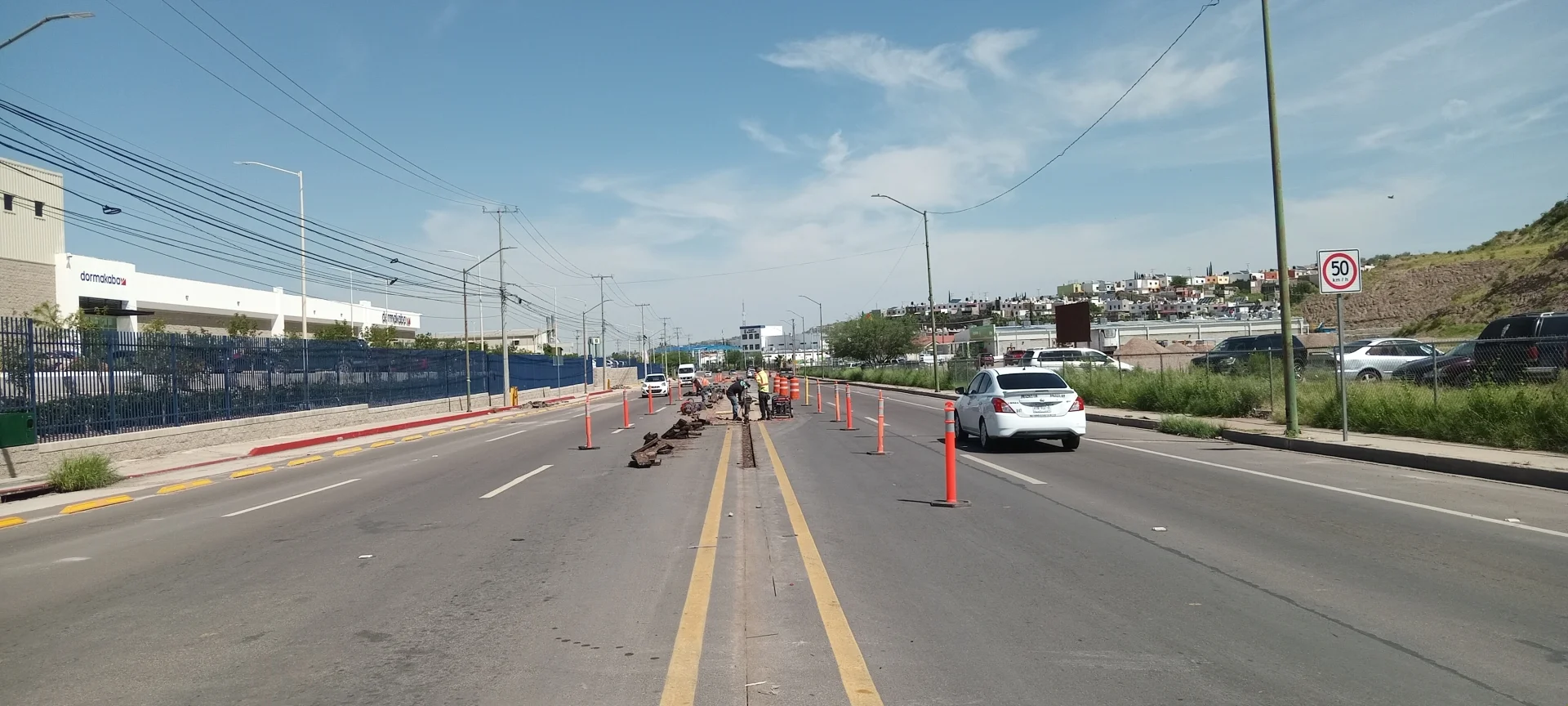 Obligará camellón del bulevar 2000 a realizar retornos seguros: Jorge Medina